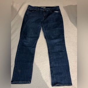 womens Levi's jeans size 32
